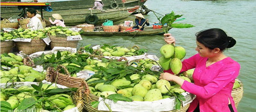 CAI BE FLOATING MARKET